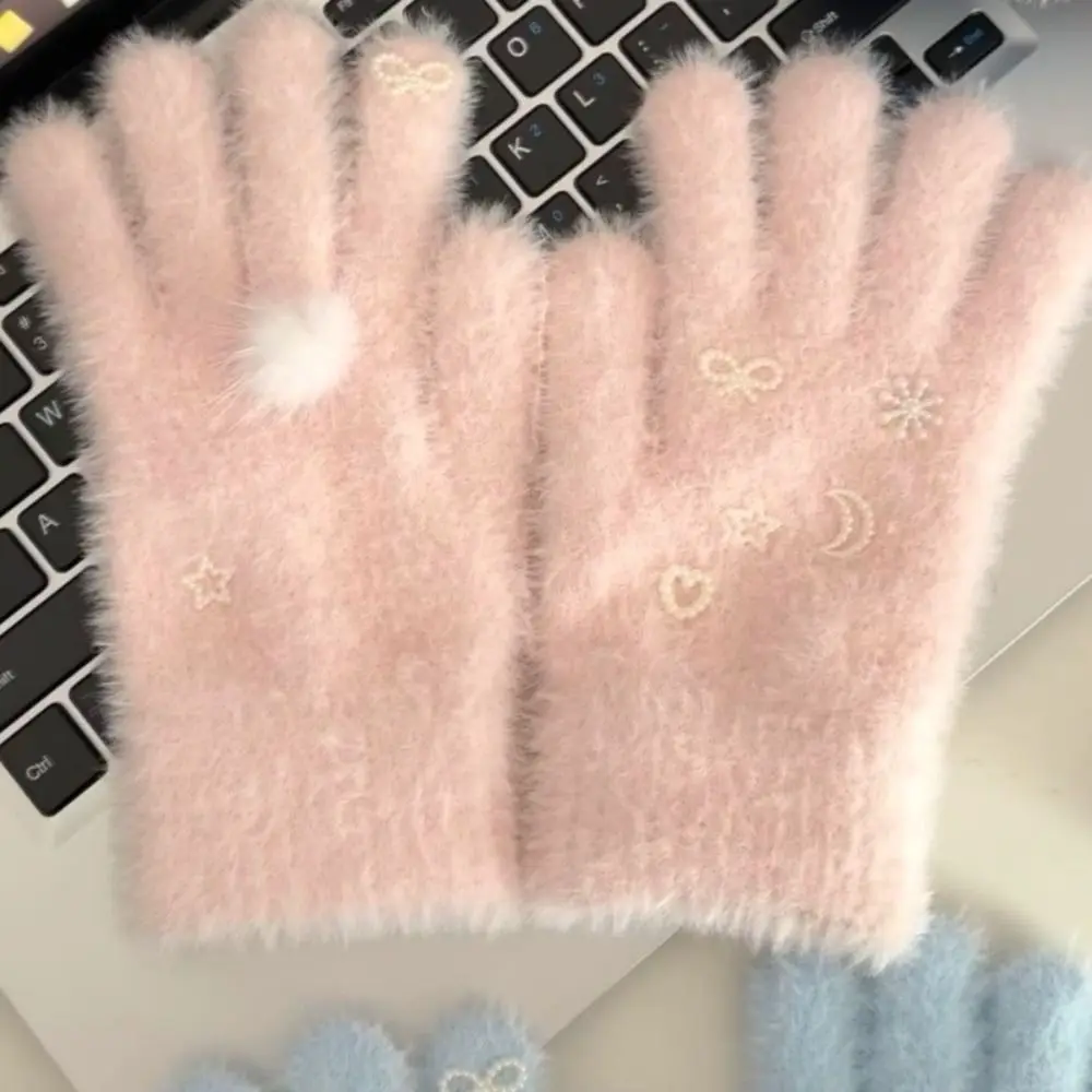 Portable Snow Ball Warm Gloves Korean Style Thicken Mittens Cartoon Stretch Gloves Outdoor
Portable Snow Ball Warm Gloves Korean Style Thicken Mittens Cartoon Stretch Gloves Outdoor