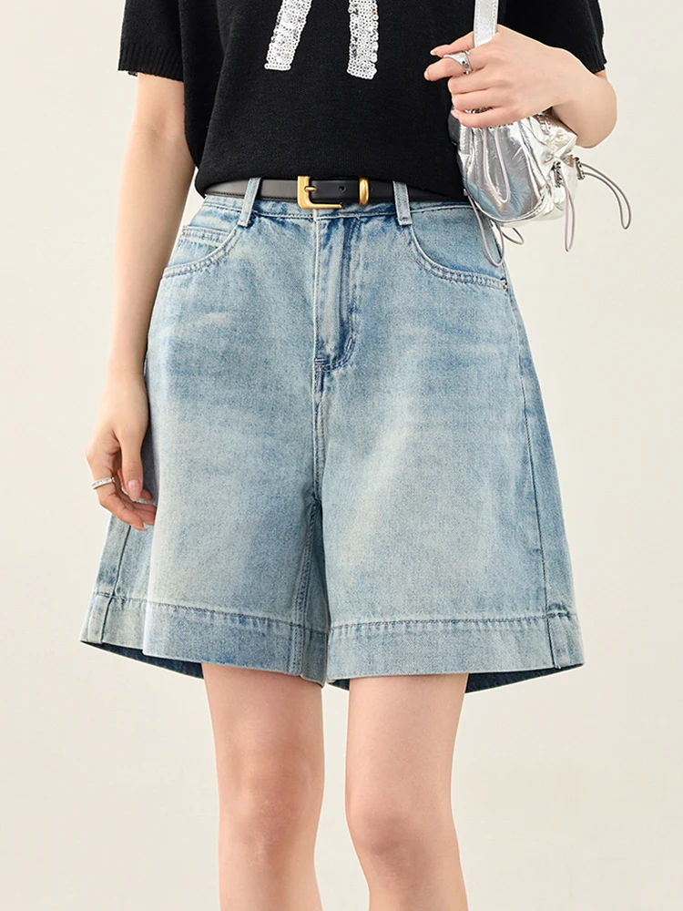 Summer New Vintage High Waist Casual Shorts Streetwear Loose Straight Jeans Women Wide Leg Denim Shorts
Summer New Vintage High Waist Casual Shorts Streetwear Loose Straight Jeans Women Wide Leg Denim Shorts