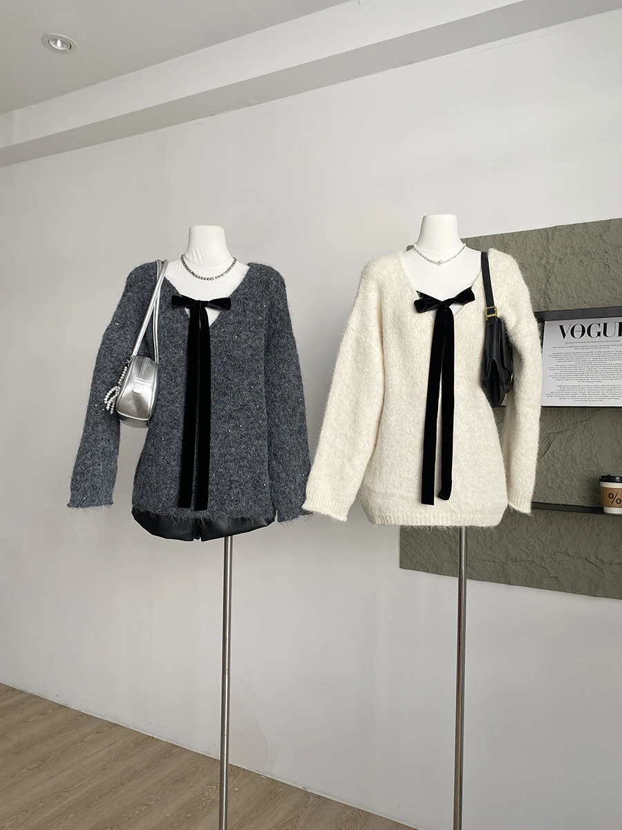 Sweet Soft Korean Style V-Neck Knot Sweater Slim Fit Women's Overhead Autumn Winter New Arrival Fashion Commute Style Long Sl...
Sweet Soft Korean Style V-Neck Knot Sweater Slim Fit Women's Overhead Autumn Winter New Arrival Fashion Commute Style Long Sl...