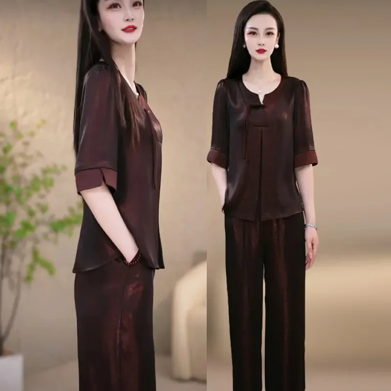 Retro Lady Pants Two-piece Suit 2025 Advanced Femme Large Size 4XL Leisure 2PCS Spring Summer Women Fashion Ice Silk Tops Outfit
Retro Lady Pants Two-piece Suit 2025 Advanced Femme Large Size 4XL Leisure 2PCS Spring Summer Women Fashion Ice Silk Tops Outfit