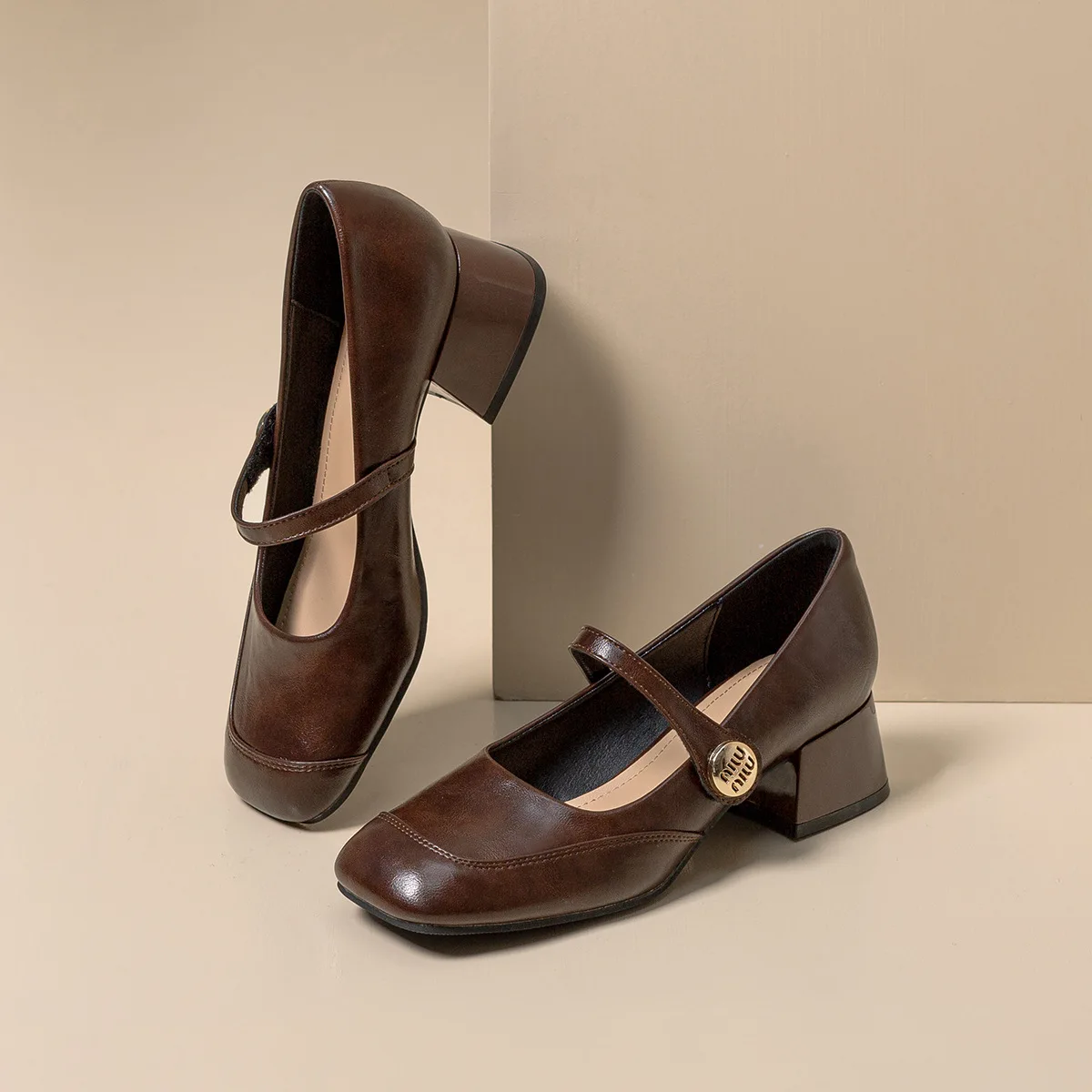 Mary Jane Shoes Women's Square Toe Thick Heels Strap French Style Pumps Ballet Flats
Mary Jane Shoes Women's Square Toe Thick Heels Strap French Style Pumps Ballet Flats