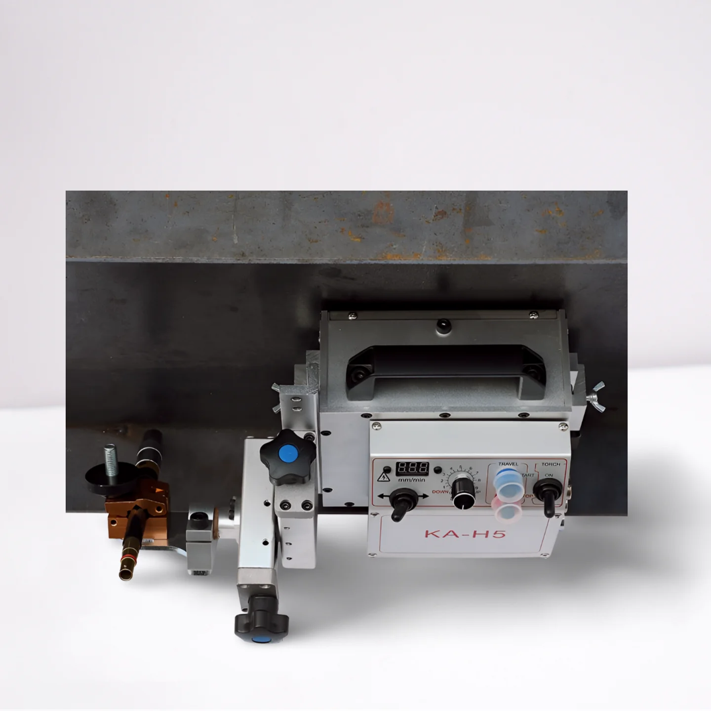 New Innovation KA-H5 Wavering Auto Welding Carriage Double Sided Welding Four-Wheel Drive Welding Robot
New Innovation KA-H5 Wavering Auto Welding Carriage Double Sided Welding Four-Wheel Drive Welding Robot