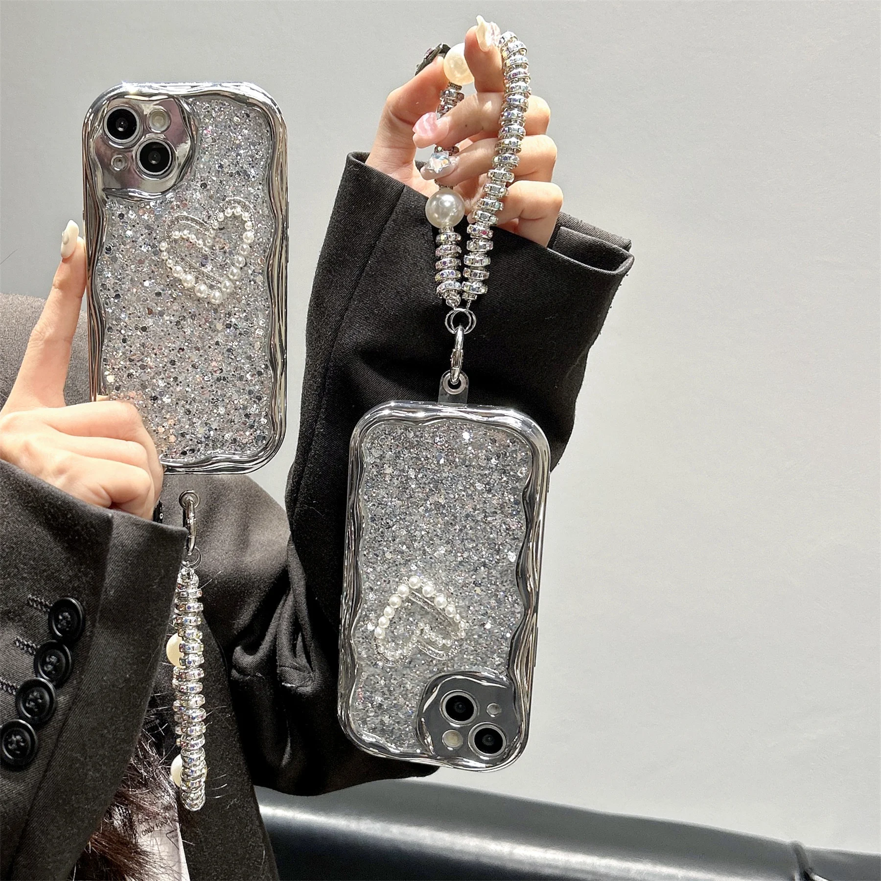 Korean Luxury Glitter Plating Dispensing Heart Round Drill Pearl Bracelet Case for iPhone 15 14 13 12 Pro Max Matte Glossy Cover
Korean Luxury Glitter Plating Dispensing Heart Round Drill Pearl Bracelet Case for iPhone 15 14 13 12 Pro Max Matte Glossy Cover