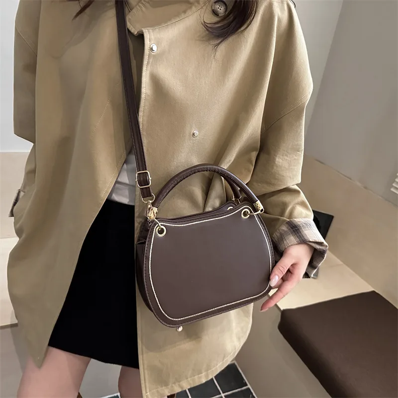 2025 Women's Small Square Bag, Vegan Leather Multi-way Shoulder Crossbody Purse, Vintage Quilted Design, Casual Chic Handbag
2025 Women's Small Square Bag, Vegan Leather Multi-way Shoulder Crossbody Purse, Vintage Quilted Design, Casual Chic Handbag