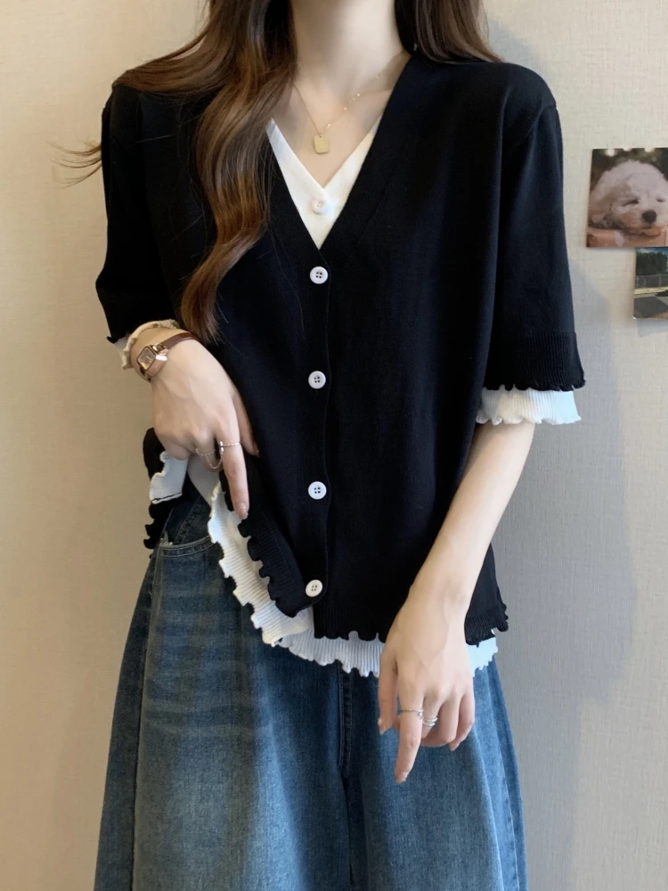 Slimming Ice Silk Short Sleeve Base Shirt Women's Summer Thin T-Shirt Cover Stomach Button Design Korean Style V-neck Top
Slimming Ice Silk Short Sleeve Base Shirt Women's Summer Thin T-Shirt Cover Stomach Button Design Korean Style V-neck Top