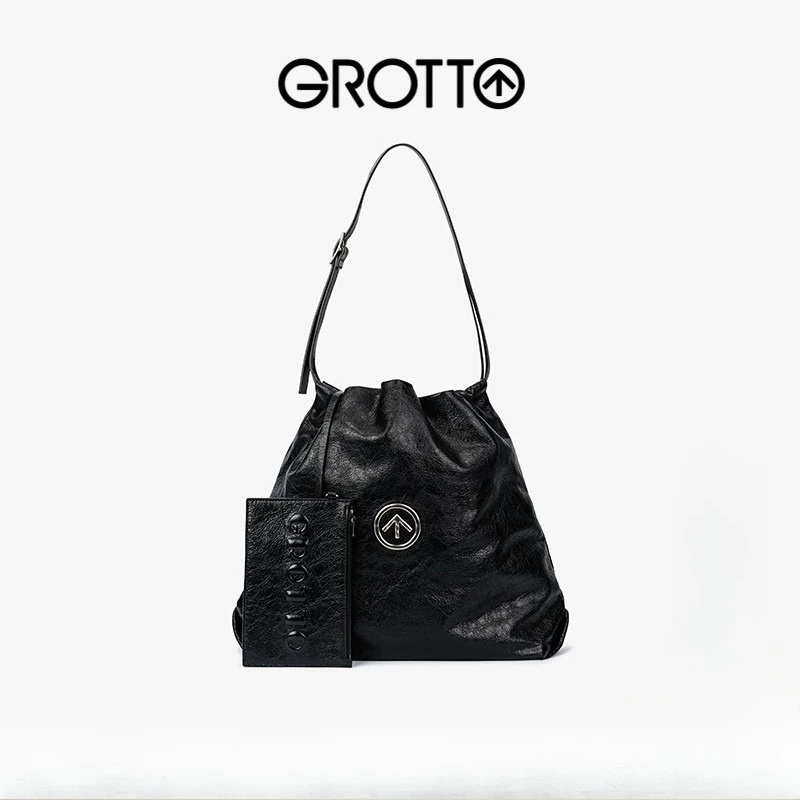 GROTTO Genuine Leather Garbage Bag Casual Large Capacity Medium Size Mother and Child Bag Single Shoulder Crossbody Soft Bag
GROTTO Genuine Leather Garbage Bag Casual Large Capacity Medium Size Mother and Child Bag Single Shoulder Crossbody Soft Bag