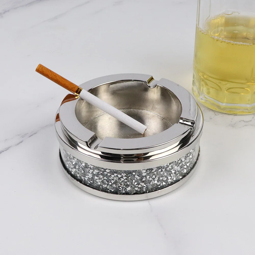 Bling Crystal Ashtray Crushed Diamond Glass Ashtrays for Cigarettes Outdoor Glass Ash Tray for Office Tabletop Home Decor
Bling Crystal Ashtray Crushed Diamond Glass Ashtrays for Cigarettes Outdoor Glass Ash Tray for Office Tabletop Home Decor