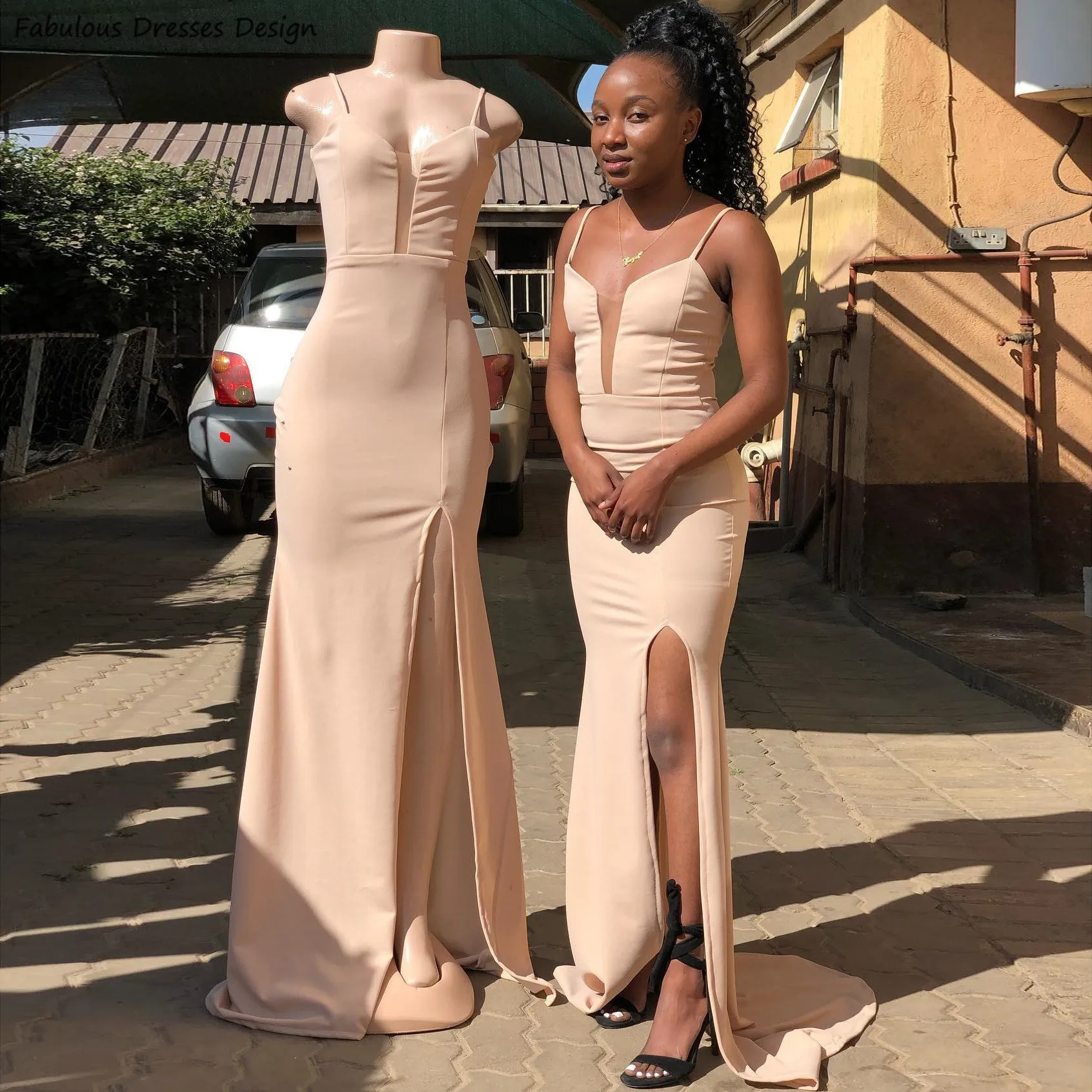Champagne Long Mermaid Bridesmaid Dresses Sexy Slit Sheer V-neck African Women Wedding Party Dress Spaghetti Straps Prom Gown
Champagne Long Mermaid Bridesmaid Dresses Sexy Slit Sheer V-neck African Women Wedding Party Dress Spaghetti Straps Prom Gown