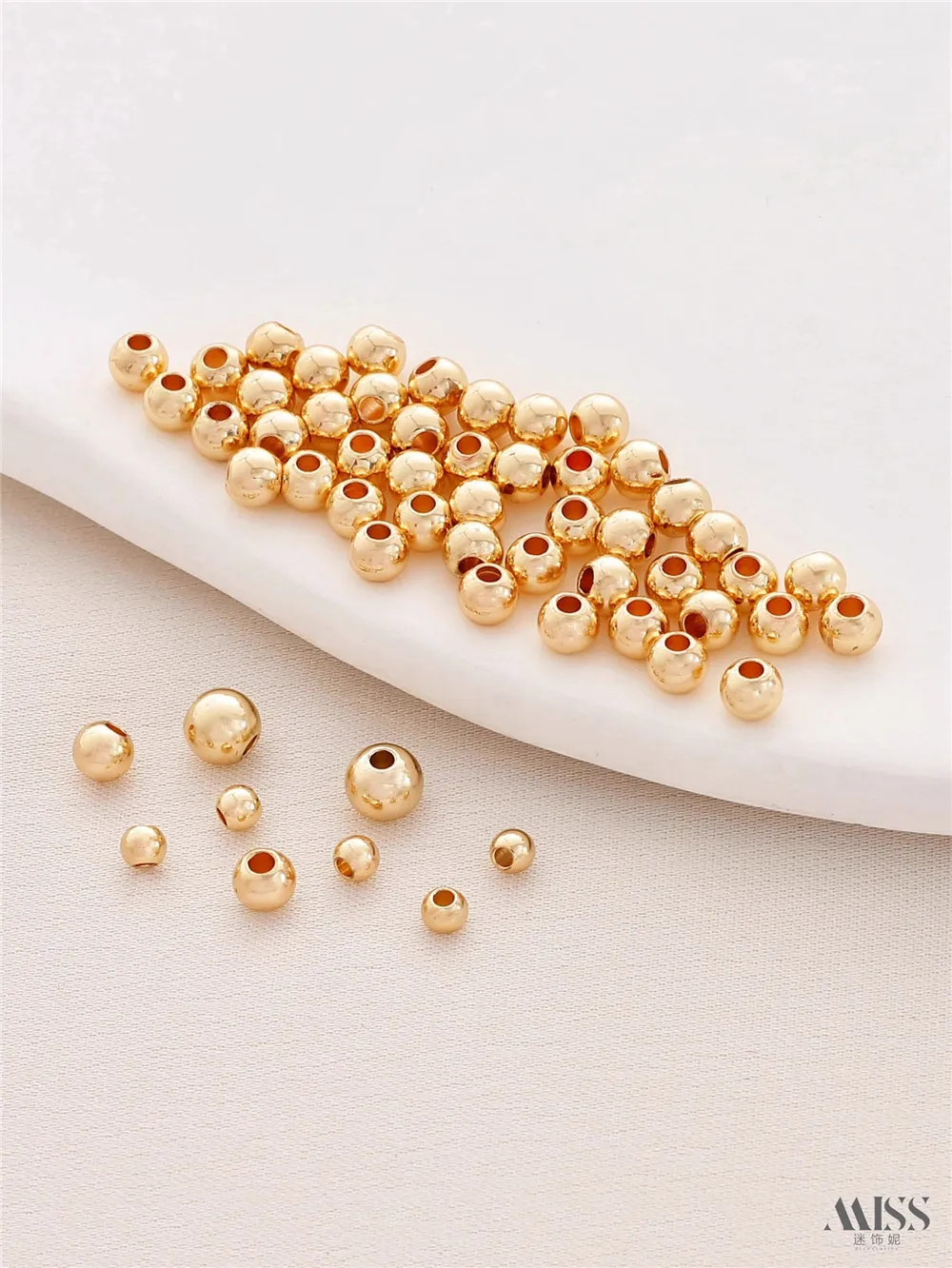 14K Gold Color Smooth Surface, Round Bead, Bead Spacer, Gold Bead DIY Handmade Necklace, Bracelet, Beaded Jewelry Accessories.
14K Gold Color Smooth Surface, Round Bead, Bead Spacer, Gold Bead DIY Handmade Necklace, Bracelet, Beaded Jewelry Accessories.