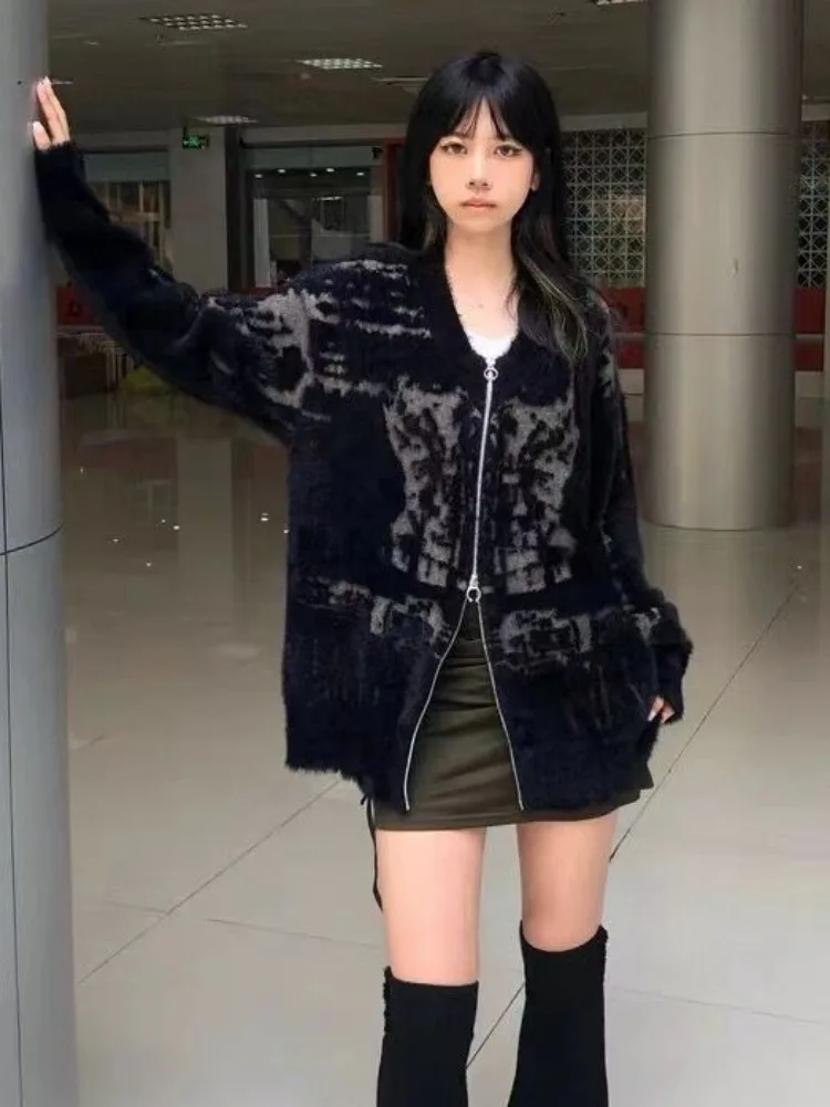 Korean Vintage Streetwear Jacquard Cardigan Women Knitted Double Zippers Casual Sweater Coat Y2k Aesthetic Oversized Grunge Tops
Korean Vintage Streetwear Jacquard Cardigan Women Knitted Double Zippers Casual Sweater Coat Y2k Aesthetic Oversized Grunge Tops
