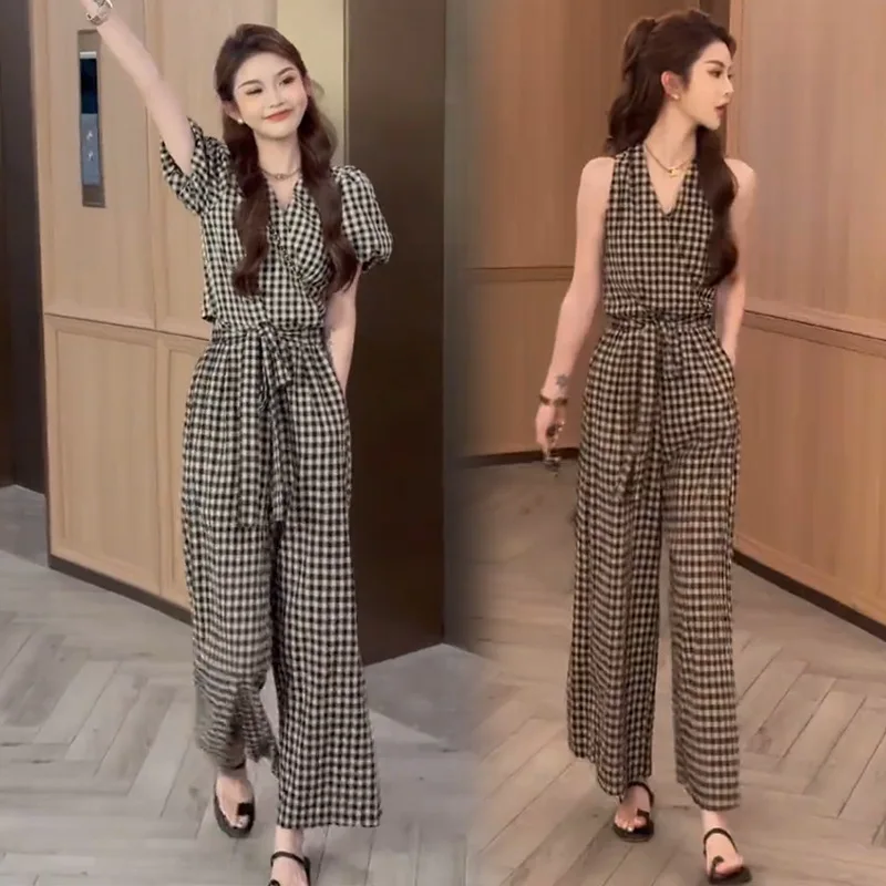Fashion Suit Women's Summer New Western Style Slimming Retro Lace up Plaid Top Wide Leg Pants Casual Two-Piece Suit Tide
Fashion Suit Women's Summer New Western Style Slimming Retro Lace up Plaid Top Wide Leg Pants Casual Two-Piece Suit Tide