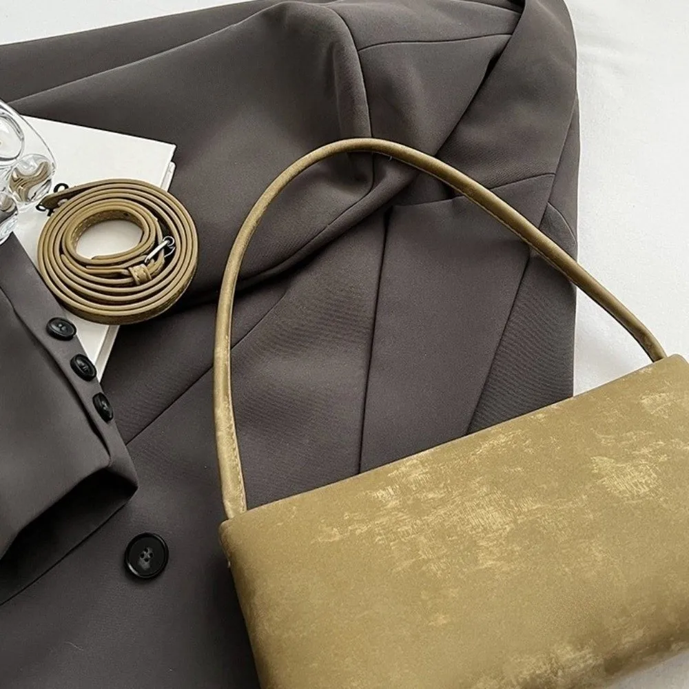 Daily Small Size Trendy Shoulder Bag Square Shape Minimalist Crossbody Bag Underarm Design Casual PU Leather Bag Evening
Daily Small Size Trendy Shoulder Bag Square Shape Minimalist Crossbody Bag Underarm Design Casual PU Leather Bag Evening