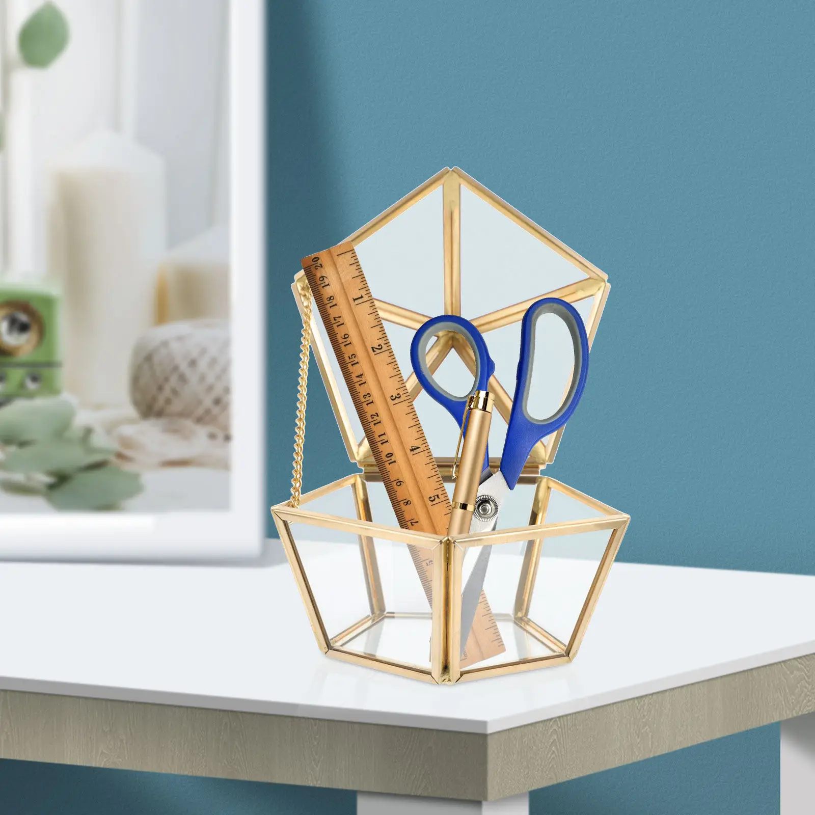 1Pcs High Quality Metal Glass Jewelry Box Retro Style Jewelry Organizer for Rings Necklaces Earrings Wedding Ring Container
1Pcs High Quality Metal Glass Jewelry Box Retro Style Jewelry Organizer for Rings Necklaces Earrings Wedding Ring Container