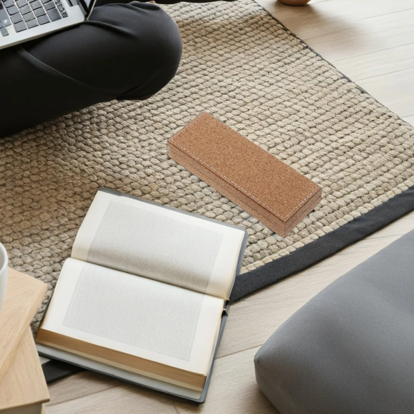 Stylish Cork Pen Display Holder Organizer for Ballpoint Fountain Signature Pens Ballpoint Fountain Pen Case
Stylish Cork Pen Display Holder Organizer for Ballpoint Fountain Signature Pens Ballpoint Fountain Pen Case