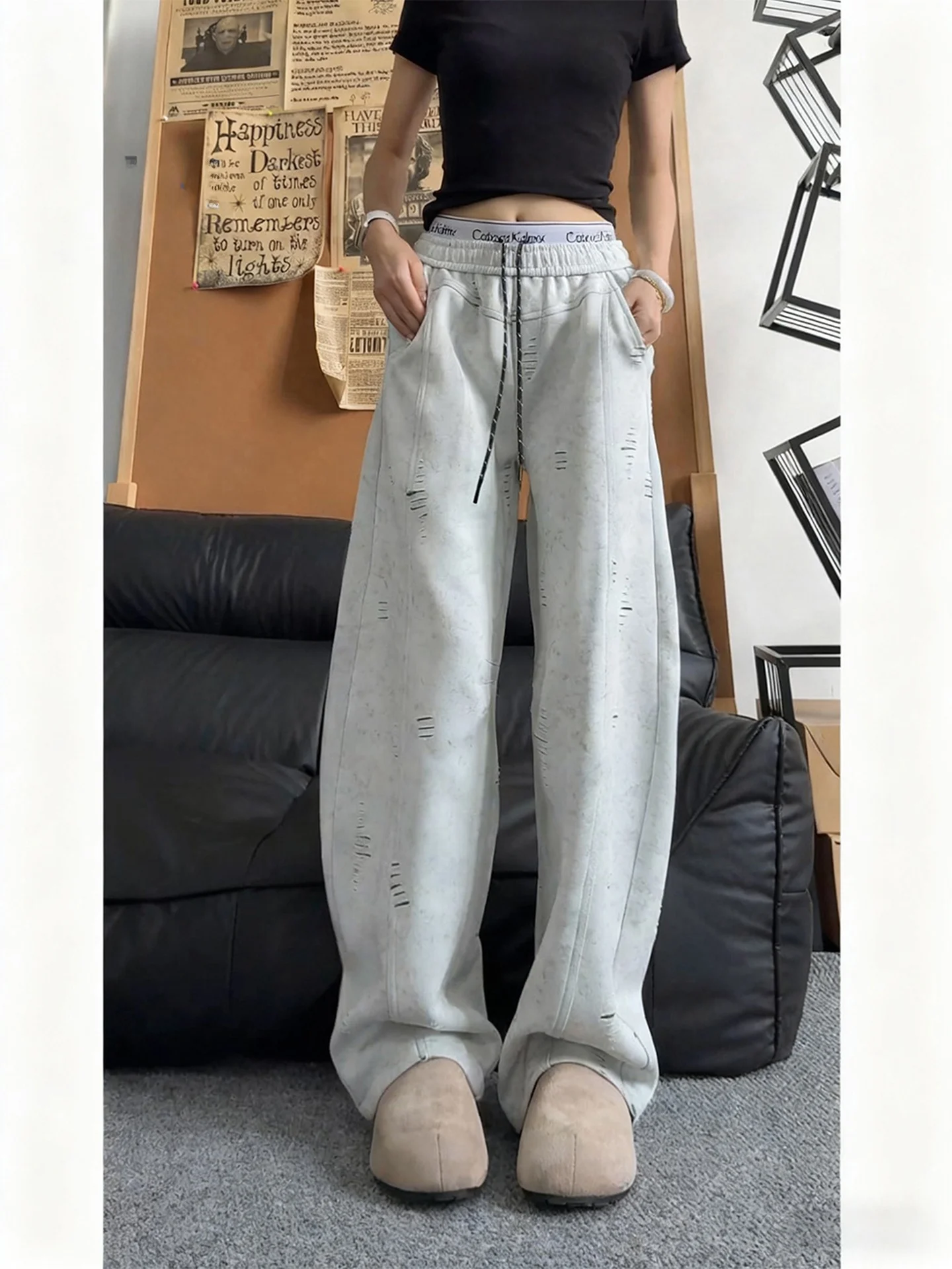 Мужские брюки свободного кроя с эффектом потертости, прямые, осенние, в американском ретро-стиле, из плотной ткани, повседневные, молодежные, модные
Мужские брюки свободного кроя с эффектом потертости, прямые, осенние, в американском ретро-стиле, из плотной ткани, повседневные, молодежные, модные