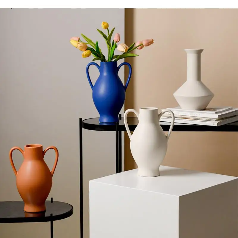 Modern Minimalist Double Ear Ceramic Vase Home Hydroponic Flower Countertop Decoration Living Room Accessories
Modern Minimalist Double Ear Ceramic Vase Home Hydroponic Flower Countertop Decoration Living Room Accessories