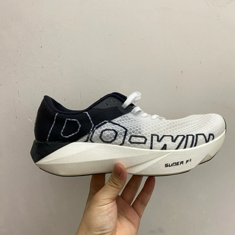 Professional Sport Shoe Mens Womens Breathable Walking Sneakers Unisex Carbon Plate Running Shoes For Couples Soft Training Shoe
Professional Sport Shoe Mens Womens Breathable Walking Sneakers Unisex Carbon Plate Running Shoes For Couples Soft Training Shoe