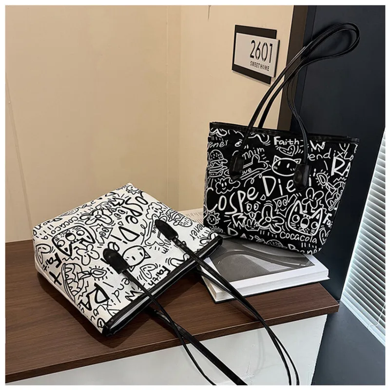 2025 New Graffiti Handbag For Women, Large Capacity Canvas Printed Shoulder Bag, Women's Tote Bag BAGS
2025 New Graffiti Handbag For Women, Large Capacity Canvas Printed Shoulder Bag, Women's Tote Bag BAGS