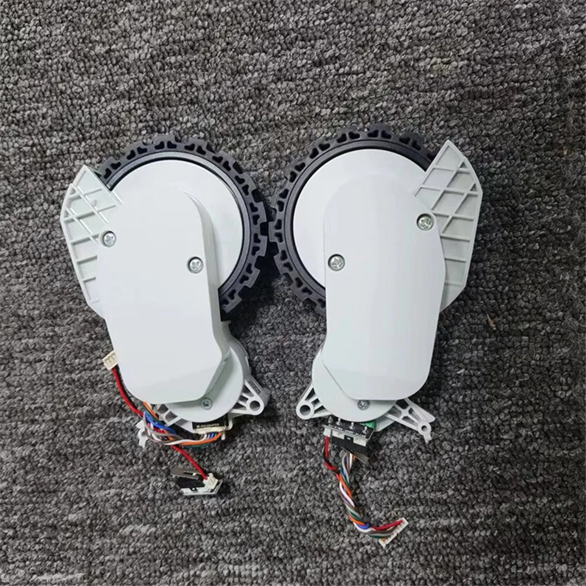A74X For Dreame S10 W10 Robot Vacuum Cleaner Replacement Wheel Right Wheel Module Parts
A74X For Dreame S10 W10 Robot Vacuum Cleaner Replacement Wheel Right Wheel Module Parts