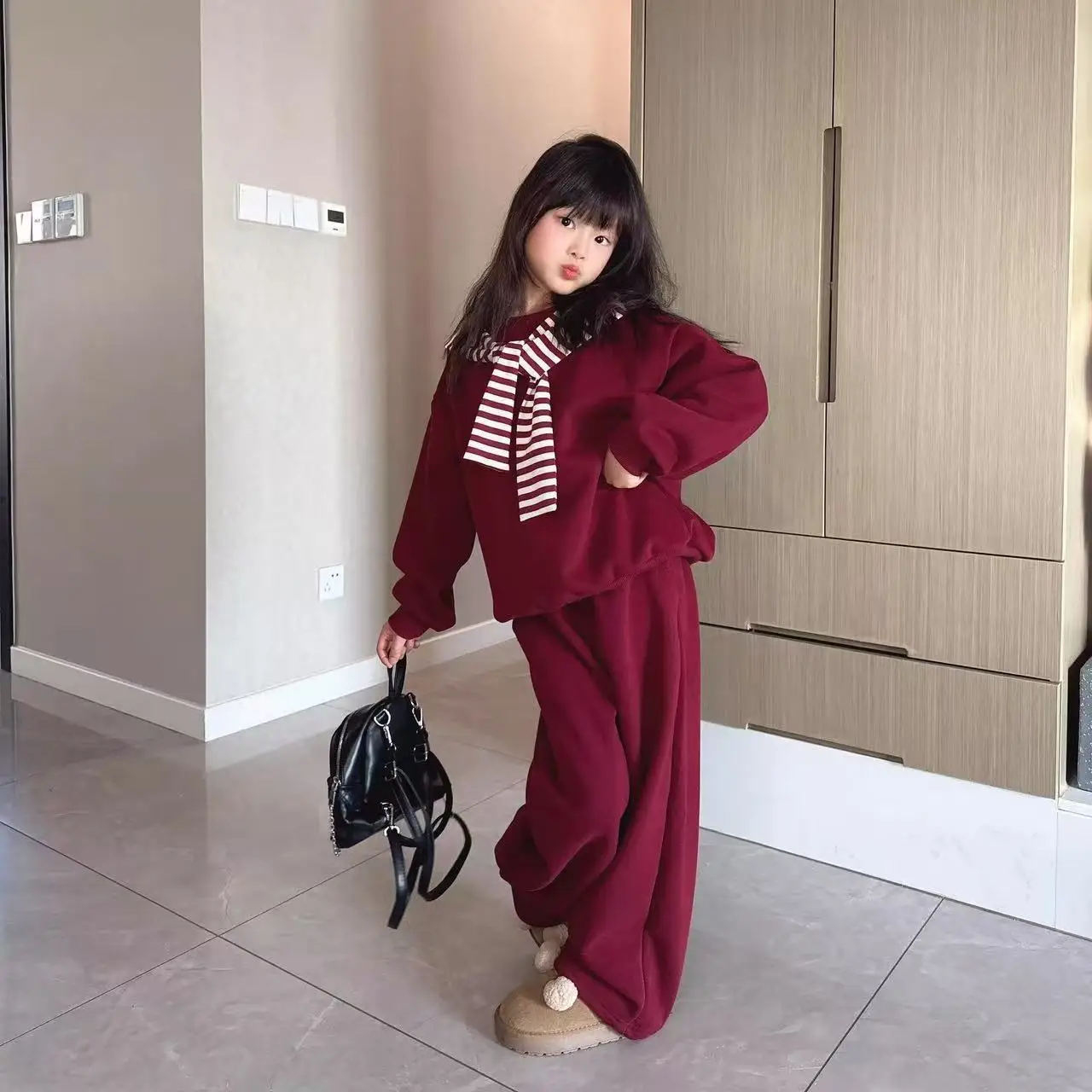 Sweatshirt Set Casual Two-piece Hoodie Shawl Top & Pants 2-Piece Kids Winter Clothes Autumn Wear 2026 Girl Clothing Girls's Sets
Sweatshirt Set Casual Two-piece Hoodie Shawl Top & Pants 2-Piece Kids Winter Clothes Autumn Wear 2026 Girl Clothing Girls's Sets