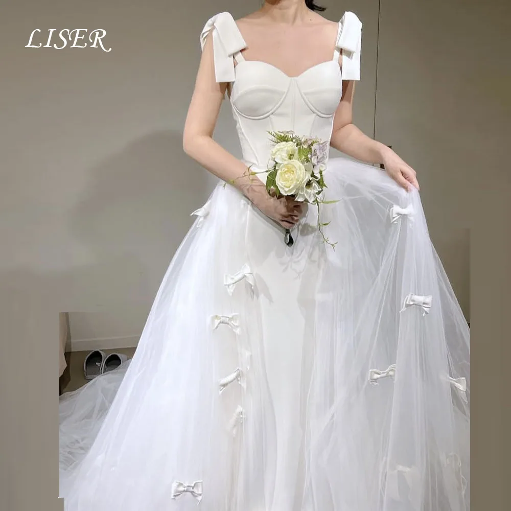 Liser Sweetheart Simple Korea Wedding Dresses Short Sleeves Silk Satin Elegant Bridal Gowns Photo Shoot 저녁 드레스 Customize Corset
Liser Sweetheart Simple Korea Wedding Dresses Short Sleeves Silk Satin Elegant Bridal Gowns Photo Shoot 저녁 드레스 Customize Corset
