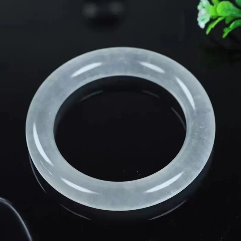 High Ice Quartzite White Moonlight Bracelet Round Bar Classic Women's Jade Bracelet Jewelry
High Ice Quartzite White Moonlight Bracelet Round Bar Classic Women's Jade Bracelet Jewelry