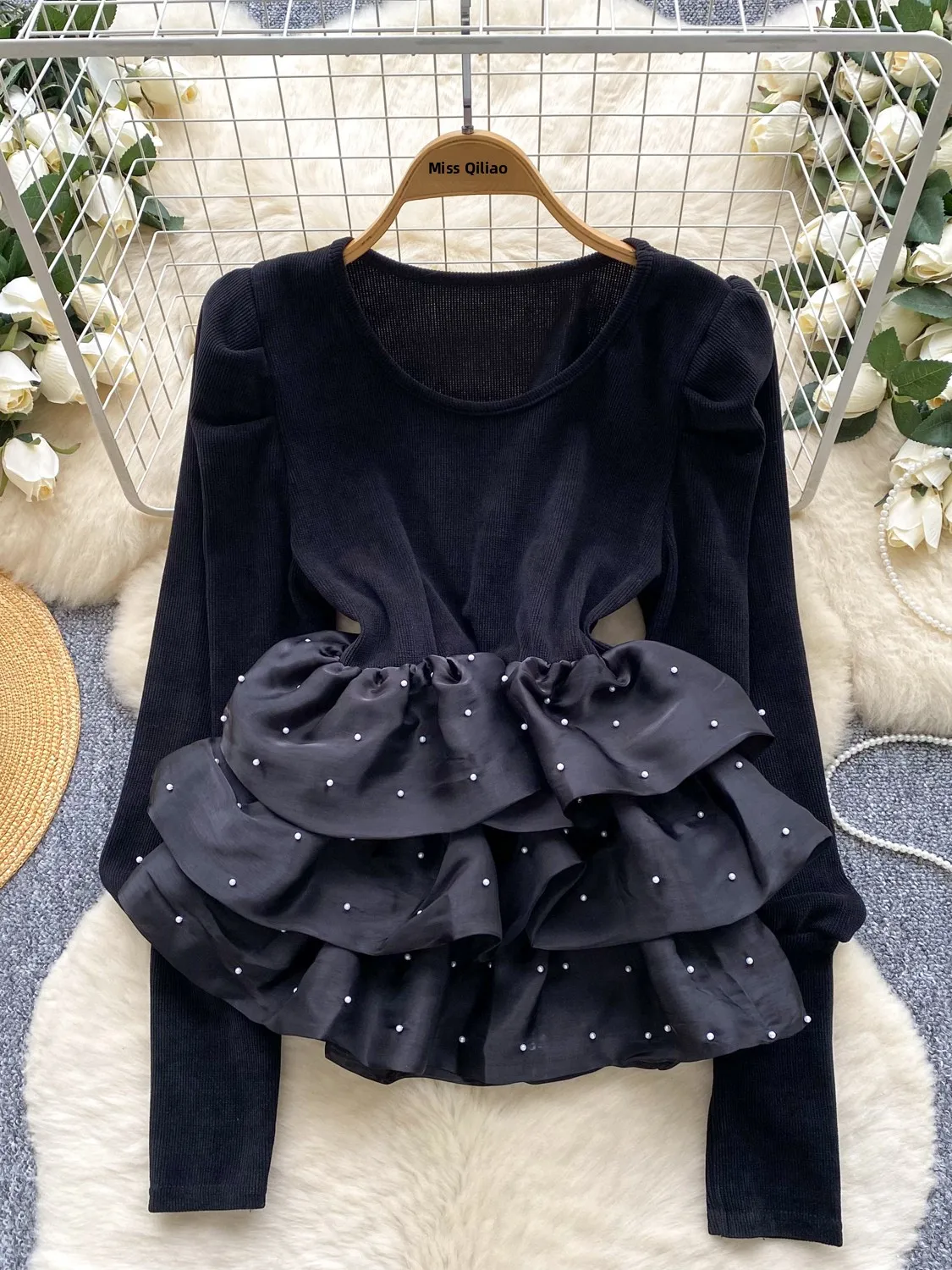 Ele Bubble Sve Corduroy Patchwork Beaded Hem irt Women's Autumn Slim Fit irt V-ne Long Sve Polyester Fiber
Ele Bubble Sve Corduroy Patchwork Beaded Hem irt Women's Autumn Slim Fit irt V-ne Long Sve Polyester Fiber