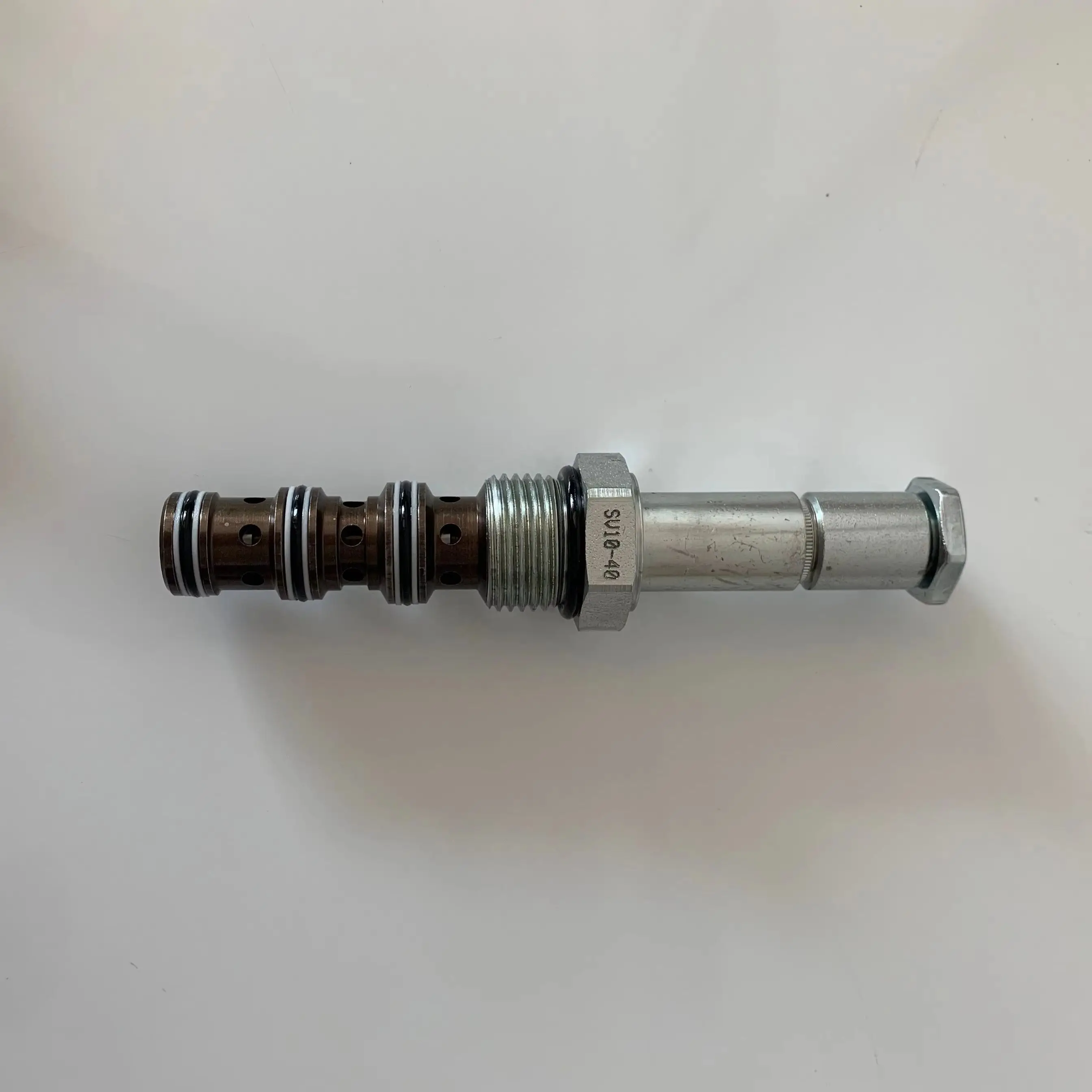 SV10-40 Hydraulic Solenoid Control Valve SV10-40-0-N-00 Cartridge Type Maintenance Component
SV10-40 Hydraulic Solenoid Control Valve SV10-40-0-N-00 Cartridge Type Maintenance Component