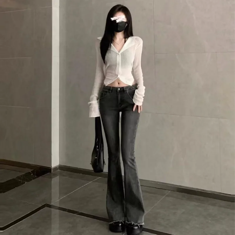Ash Gray Flared Jeans for Women Spring Summer New American Retro Style Low Waist Slimming Frayed Hem Floor-Length Bootcut Pants
Ash Gray Flared Jeans for Women Spring Summer New American Retro Style Low Waist Slimming Frayed Hem Floor-Length Bootcut Pants