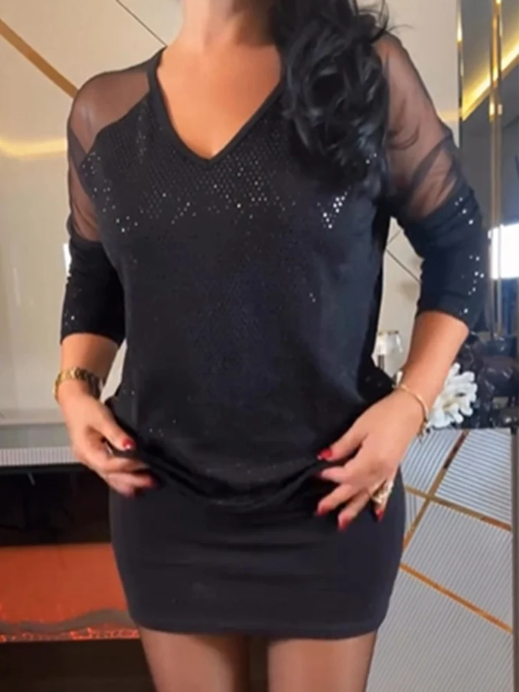 Spring Women's Long Sleeve Casual Style Polyester Material 2025 New Fashion Glitter V-neck Bag Hip Dress
Spring Women's Long Sleeve Casual Style Polyester Material 2025 New Fashion Glitter V-neck Bag Hip Dress