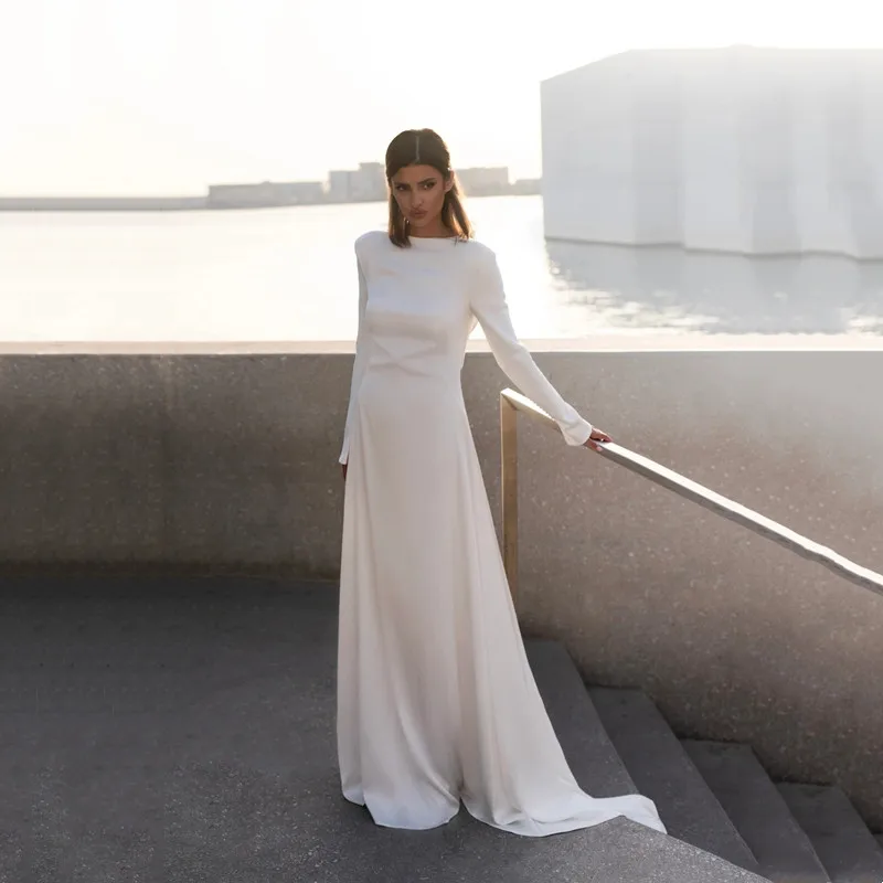 Simple Ivory A-Line Wedding Dresse 2025 Pleated Long Sleeves O-Neck Bridal Gowns Sexy Open Back Vestido Sweep Train Customized
Simple Ivory A-Line Wedding Dresse 2025 Pleated Long Sleeves O-Neck Bridal Gowns Sexy Open Back Vestido Sweep Train Customized