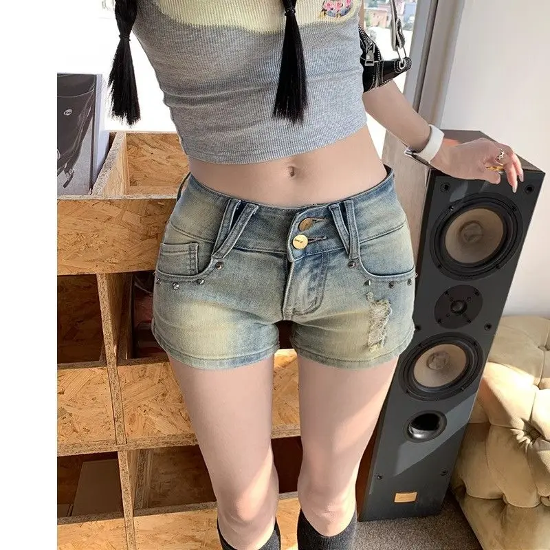 Fashion Hole Denim Shorts Women Summer Simplicity Office Lady Wide Leg Ladies Sexy Hottie All-match Casual Appear Thin Hot Pants
Fashion Hole Denim Shorts Women Summer Simplicity Office Lady Wide Leg Ladies Sexy Hottie All-match Casual Appear Thin Hot Pants
