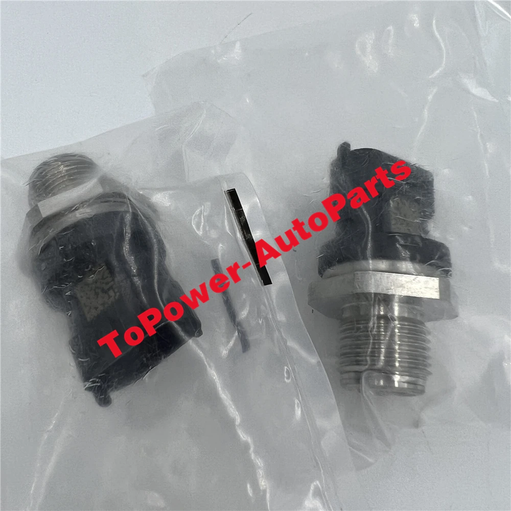 Fuel Rail Pressure Sensor OEM 0281006309 35032008F 0445216050 For Jeepp Grand Cherokee Ram 1500 
Fuel Rail Pressure Sensor OEM 0281006309 35032008F 0445216050 For Jeepp Grand Cherokee Ram 1500