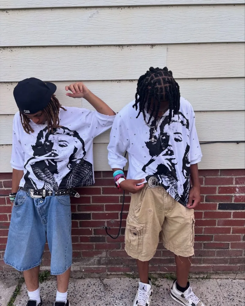 Rock Gothic Punk Retro Oversized Cotton Lapel T-shirt Y2K 2025 New Summer Casual Hip-hop Harajuku Anime Printed Streetwear Women
Rock Gothic Punk Retro Oversized Cotton Lapel T-shirt Y2K 2025 New Summer Casual Hip-hop Harajuku Anime Printed Streetwear Women