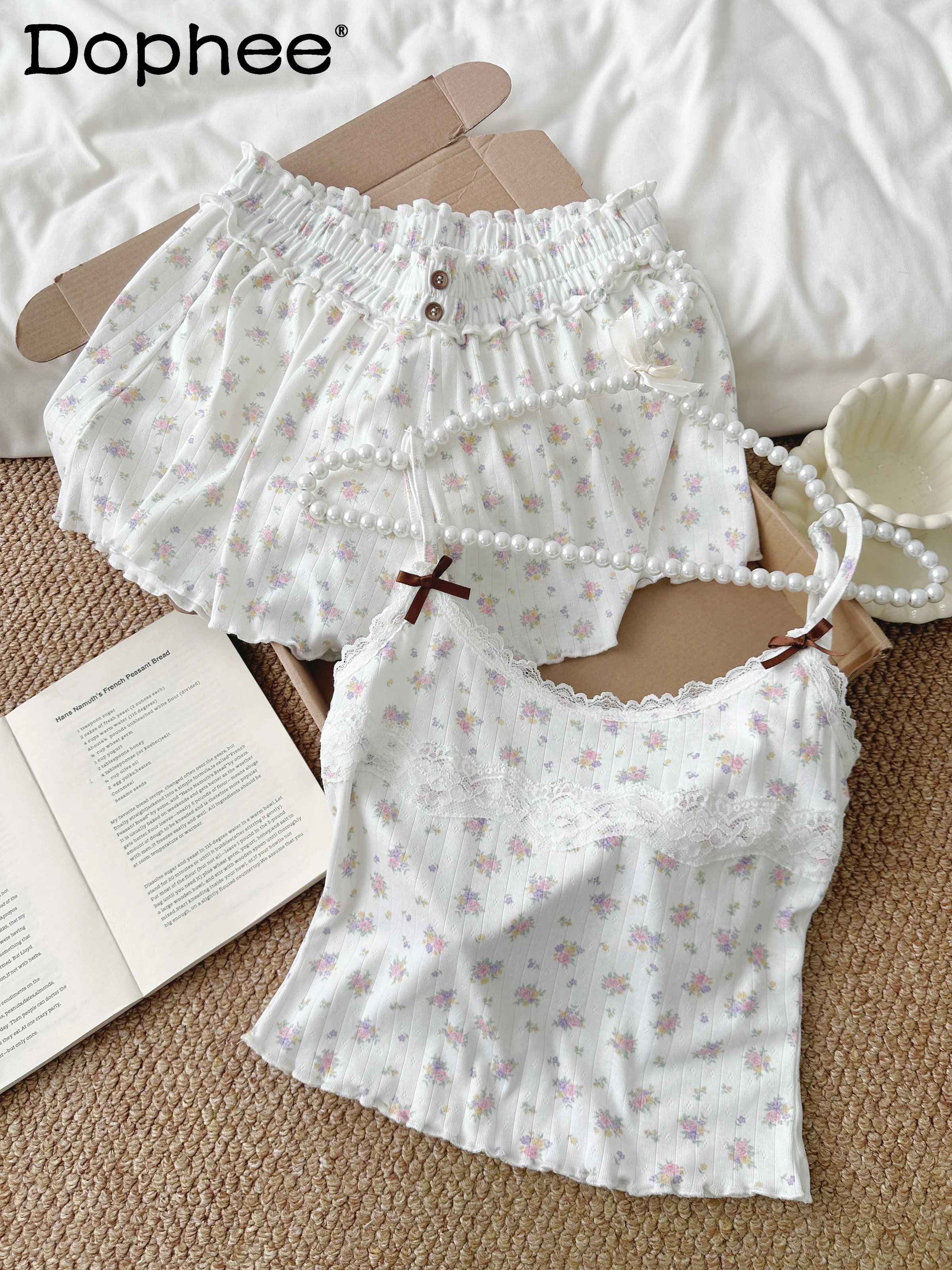 2025 New Ins Style Korean Version Floral Modal Suspender Pajamas Summer Sweet Lady Casual Breathable Loungewear Set
2025 New Ins Style Korean Version Floral Modal Suspender Pajamas Summer Sweet Lady Casual Breathable Loungewear Set