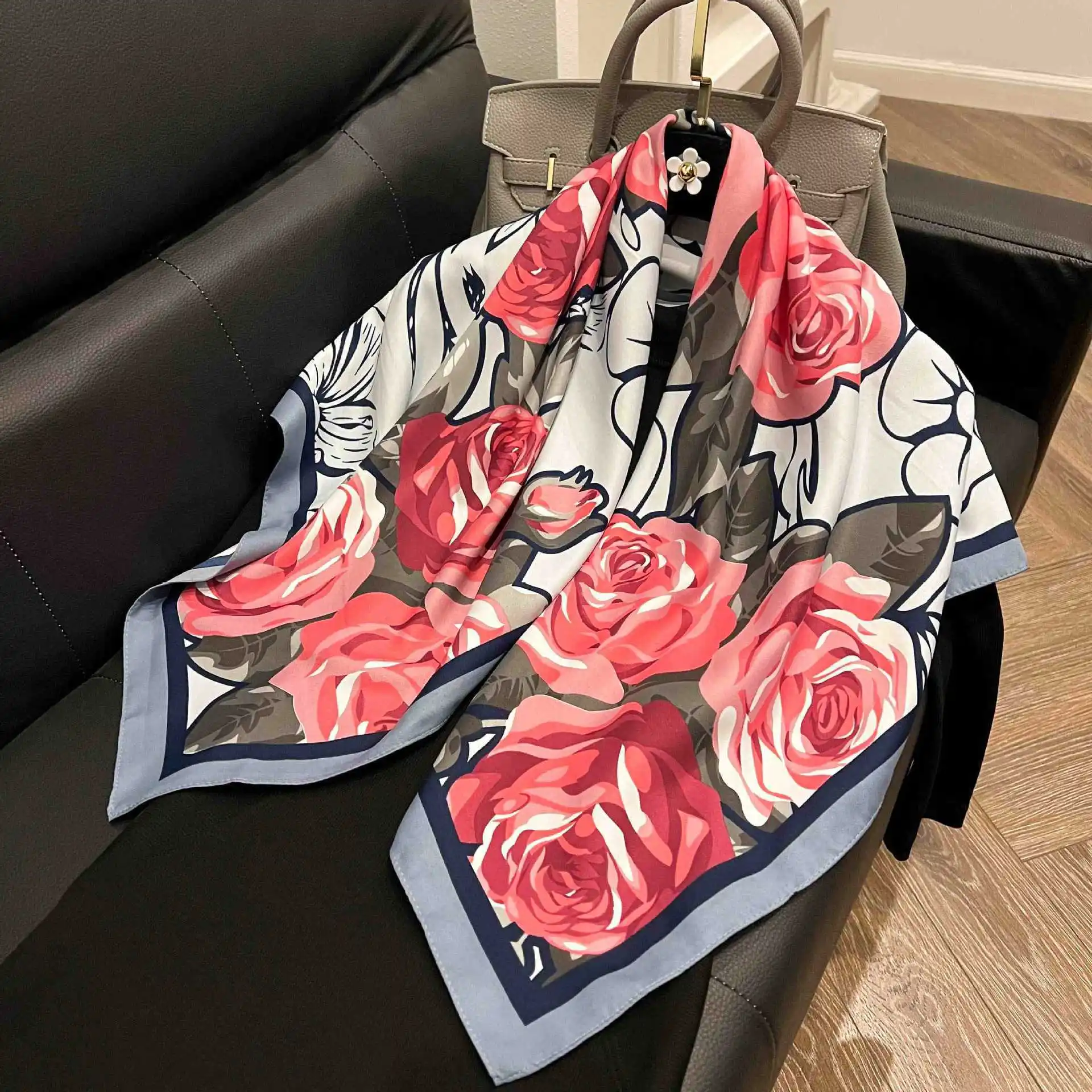 90*90cm Luxury Square Silk Scarves Women Hijab Shawls Fashion Print Kerchief Femme Head Scarf Foulard Bandana Beach Pareo Gift
90*90cm Luxury Square Silk Scarves Women Hijab Shawls Fashion Print Kerchief Femme Head Scarf Foulard Bandana Beach Pareo Gift