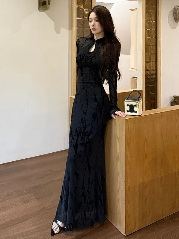 New Chinese Style Long Sleeve Black Mesh Qipao Dress Women's Sexy Split Body Wrap Long Dress Formal Wear High Waist Slim Fit
New Chinese Style Long Sleeve Black Mesh Qipao Dress Women's Sexy Split Body Wrap Long Dress Formal Wear High Waist Slim Fit