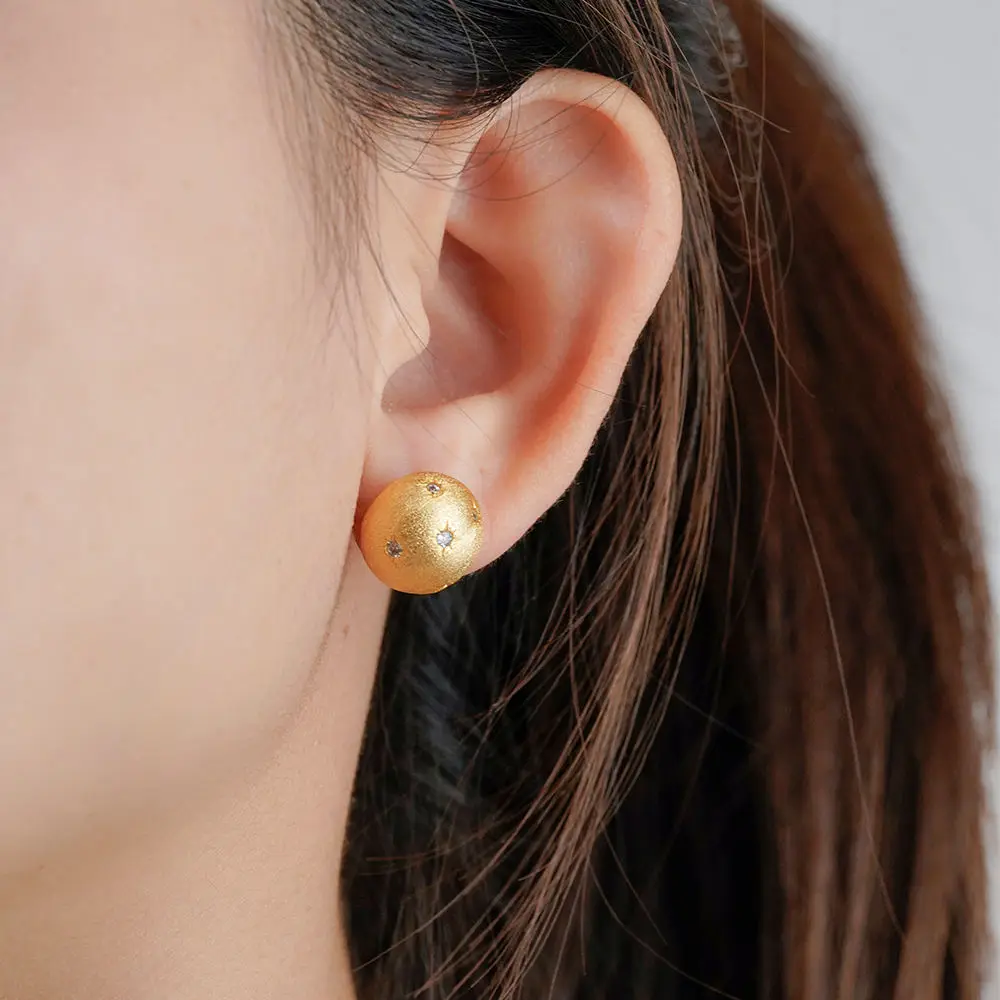 ENFASHION Aretes De Mujer матовые поделки звезды циркон серьги-гвоздики для женщин латунь 18-каратное золото украшения ювелирные изделия E251809
ENFASHION Aretes De Mujer матовые поделки звезды циркон серьги-гвоздики для женщин латунь 18-каратное золото украшения ювелирные изделия E251809