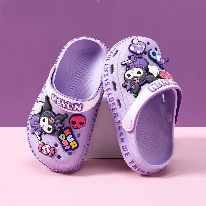Новые тапочки Sanrio с запахом и носком Kawaii Kuromi, детские сандалии с героями мультфильмов для девочек, пляжная легкая обувь на нескользящей мягкой подошве
Новые тапочки Sanrio с запахом и носком Kawaii Kuromi, детские сандалии с героями мультфильмов для девочек, пляжная легкая обувь на нескользящей мягкой подошве
