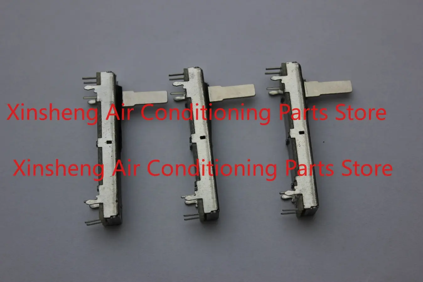 It is suitable for Medley A1000 arrangement electronic organ volume potentiometer. If you want other accessories,
It is suitable for Medley A1000 arrangement electronic organ volume potentiometer. If you want other accessories,