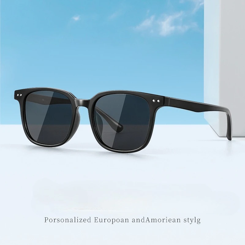 Advanced Men's and Women's LargeFace Sunscreen Sunglasses Beach Travel Activities New Outdoor Polarized Sunglasses UV Protection
Advanced Men's and Women's LargeFace Sunscreen Sunglasses Beach Travel Activities New Outdoor Polarized Sunglasses UV Protection