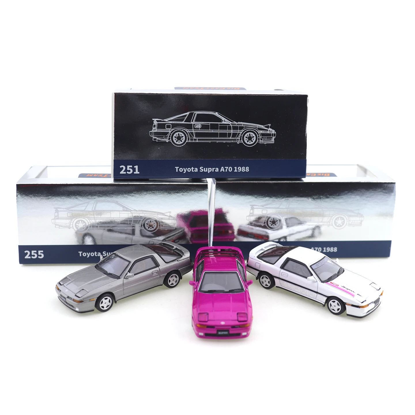 DCT SHADOW 1:64 Nissan GTR R34 Simulation Alloy Car Model
DCT SHADOW 1:64 Nissan GTR R34 Simulation Alloy Car Model