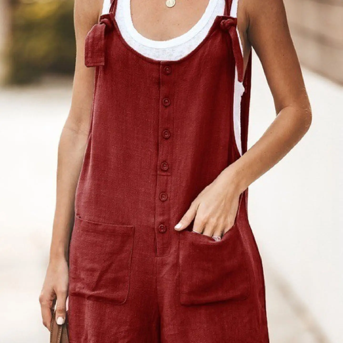 Women's Summer Versatile Pocket Overall Shorts Street Style Natural Waist Asymmetric Cut Three-acetate Fiber Casual Pants
Women's Summer Versatile Pocket Overall Shorts Street Style Natural Waist Asymmetric Cut Three-acetate Fiber Casual Pants
