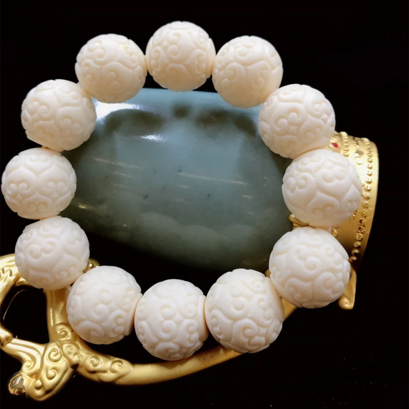 Factory Direct Supply Ivory Nut Xiangyun Bracelet Fret Beads Xiangrui Cloud Buddha Beads Bracelet Men and Women Bracelet Crafts
Factory Direct Supply Ivory Nut Xiangyun Bracelet Fret Beads Xiangrui Cloud Buddha Beads Bracelet Men and Women Bracelet Crafts