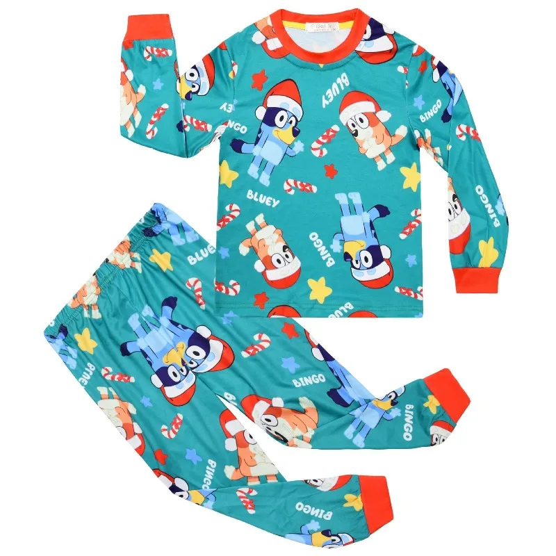 Новый синий милый мультяшный принт, домашняя одежда, комплект одежды для сна с длинными рукавами, рождественский комплект из двух предметов
Новый синий милый мультяшный принт, домашняя одежда, комплект одежды для сна с длинными рукавами, рождественский комплект из двух предметов