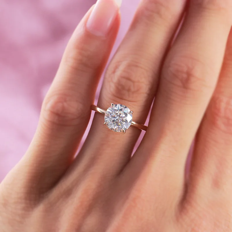 LYEE CYEE 925 Sterling Silver Gorgeous Shiny 1-3 Carats Round Moissanite Ring For Women Engagement Wedding Luxury High Quality Fine Jewelry
LYEE CYEE 925 Sterling Silver Gorgeous Shiny 1-3 Carats Round Moissanite Ring For Women Engagement Wedding Luxury High Quality Fine Jewelry