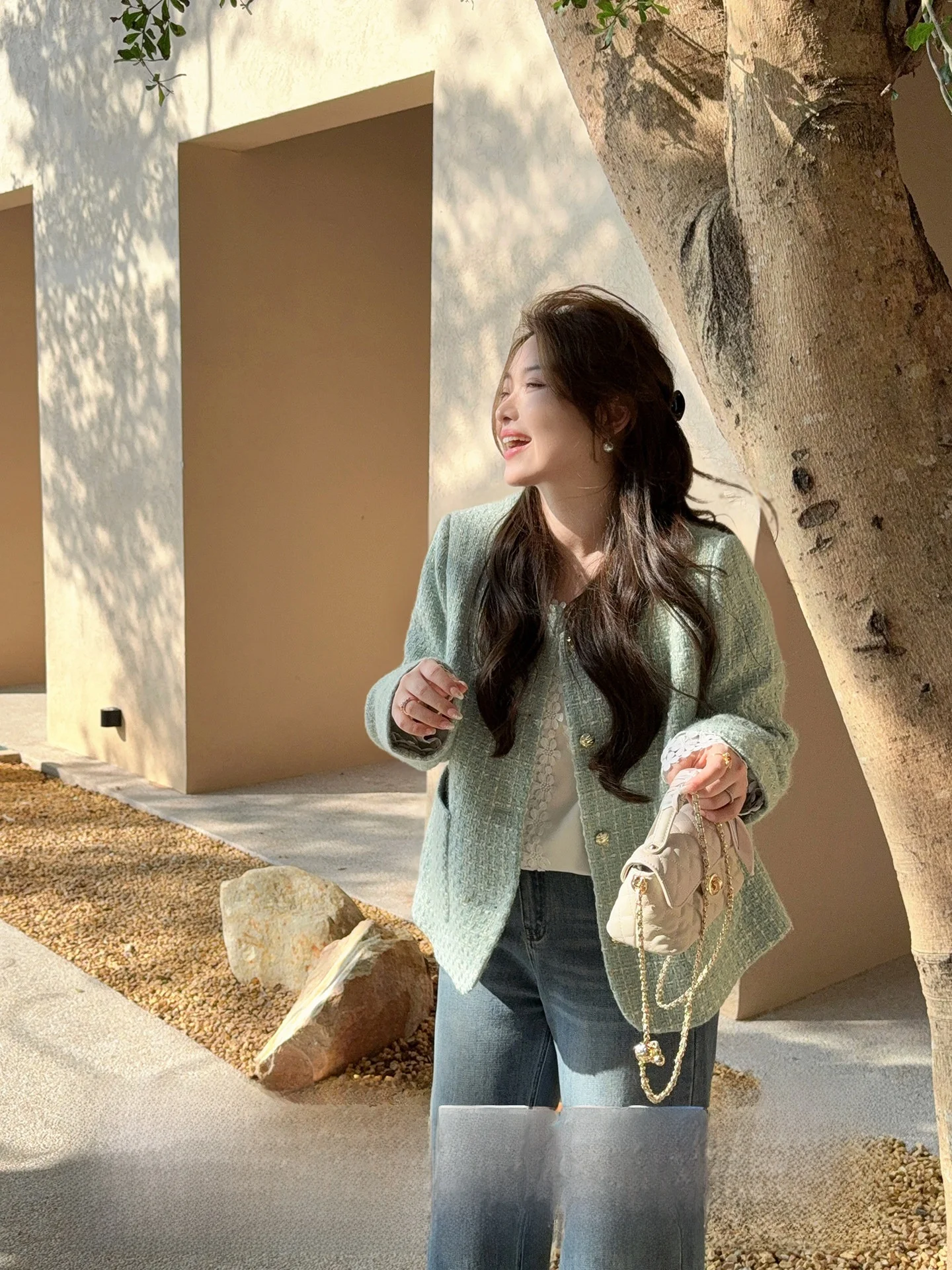 Mint Salt een Wool Blend Ladies Jaet Luxury Feel Spring New Sle Button Detail Loose Fit round Ne Long Sve Coat
Mint Salt een Wool Blend Ladies Jaet Luxury Feel Spring New Sle Button Detail Loose Fit round Ne Long Sve Coat