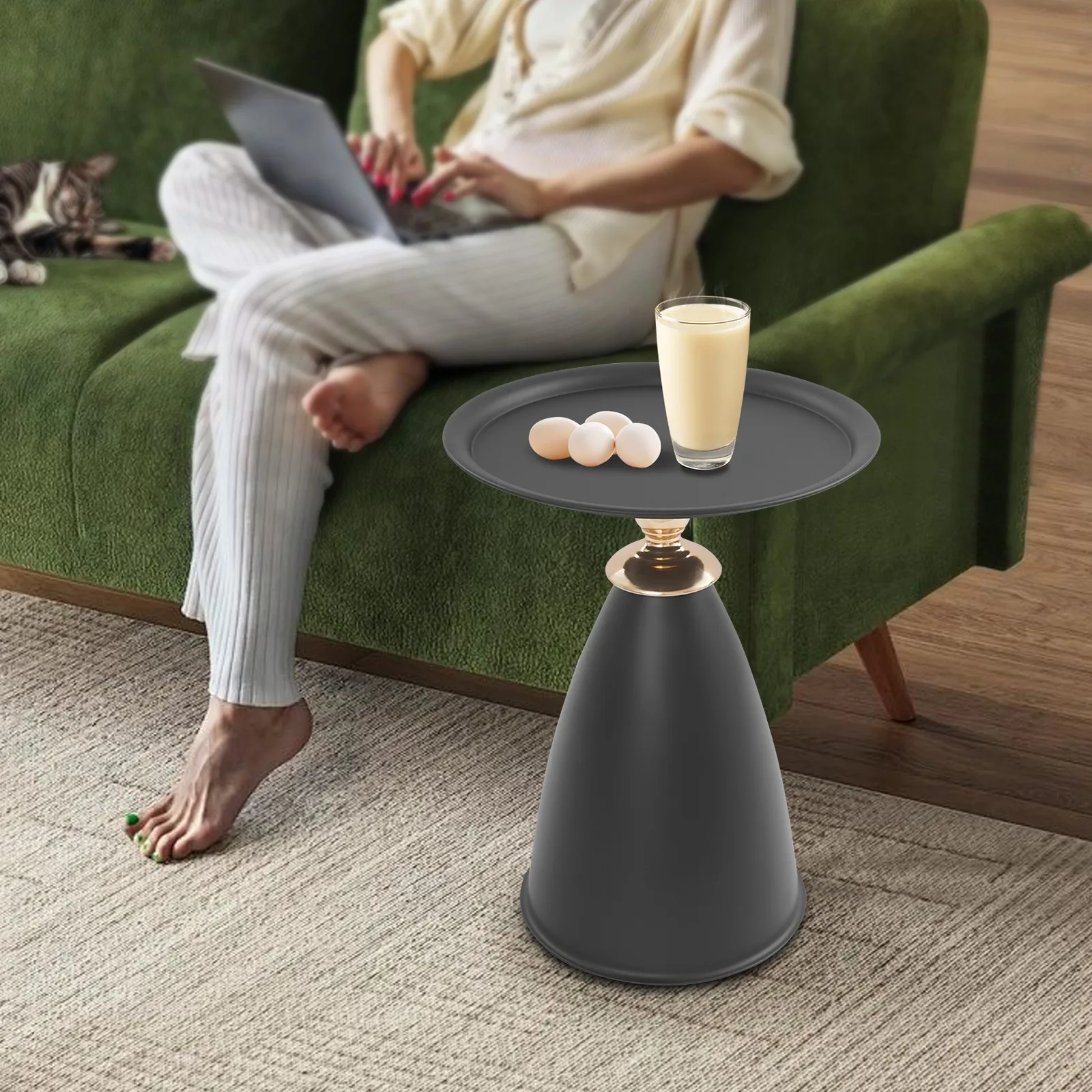 Black Small Round Side Table, Modern Couch End Table for Living Room, Office, Bedroom, Reception Rooms, Apartment, Lounges
Black Small Round Side Table, Modern Couch End Table for Living Room, Office, Bedroom, Reception Rooms, Apartment, Lounges