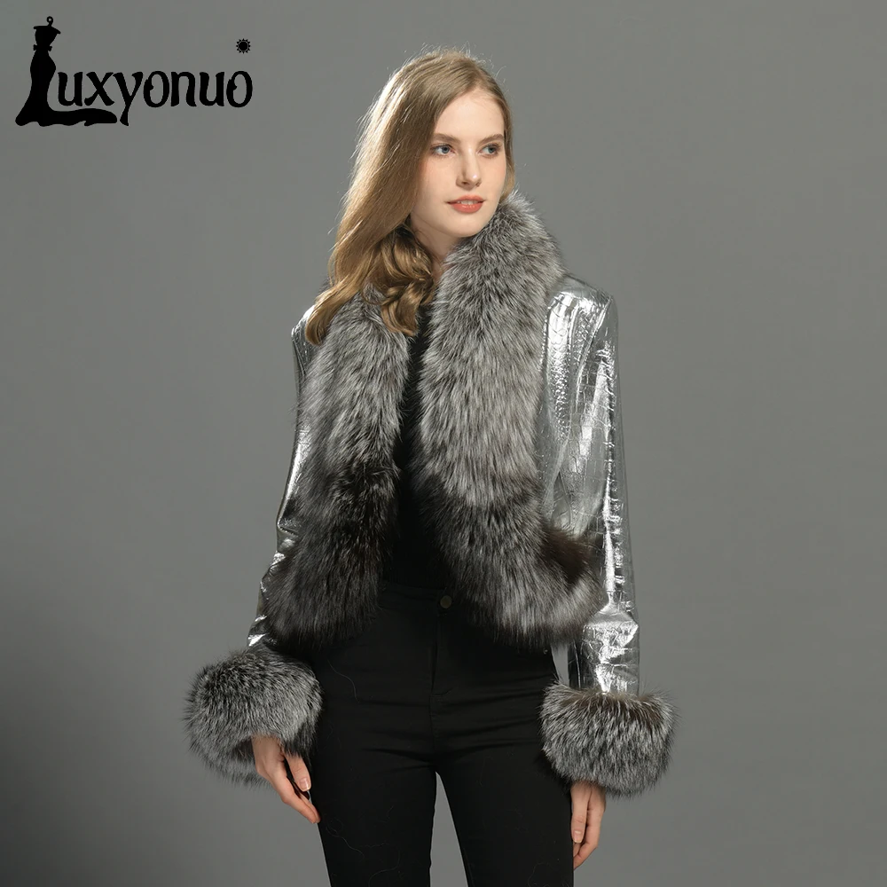 Женское пальто Luxyonuo из овчины с роскошным натуральным мехом, женская куртка из натуральной кожи с крокодиловым принтом, модная верхняя одежда на осень и зиму
Женское пальто Luxyonuo из овчины с роскошным натуральным мехом, женская куртка из натуральной кожи с крокодиловым принтом, модная верхняя одежда на осень и зиму