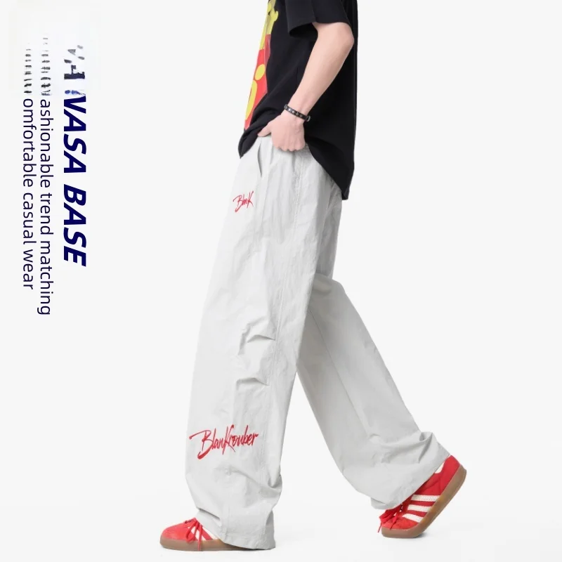 Мужские повседневные брюки Qui Dry с вышивкой в американском стиле, свободные, прямого кроя, летние, модные, уличная одежда BASE
Мужские повседневные брюки Qui Dry с вышивкой в американском стиле, свободные, прямого кроя, летние, модные, уличная одежда BASE